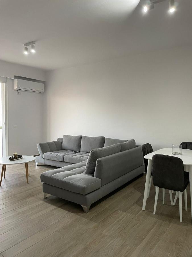Sea & Sun Apartment Vlorë Extérieur photo
