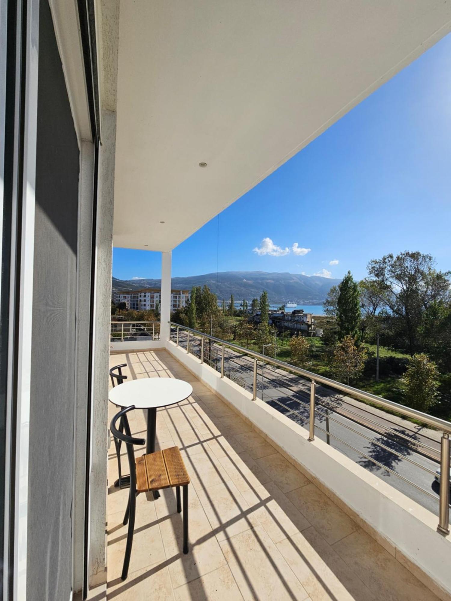 Sea & Sun Apartment Vlorë Extérieur photo